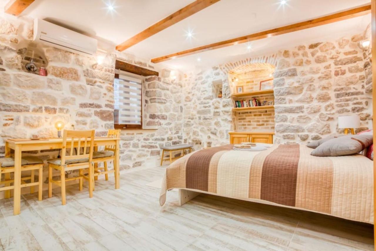 Kotor Bagus - Cozy Boutique Old Town Studio With Seaview Terrace Exterior foto